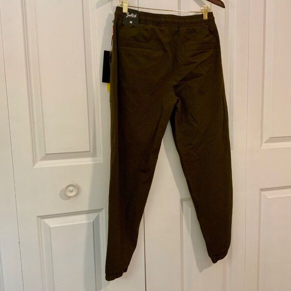 Switch Remarkable Men’s Olive Green Tech Twill Jogger Medium New - Picture 8 of 11